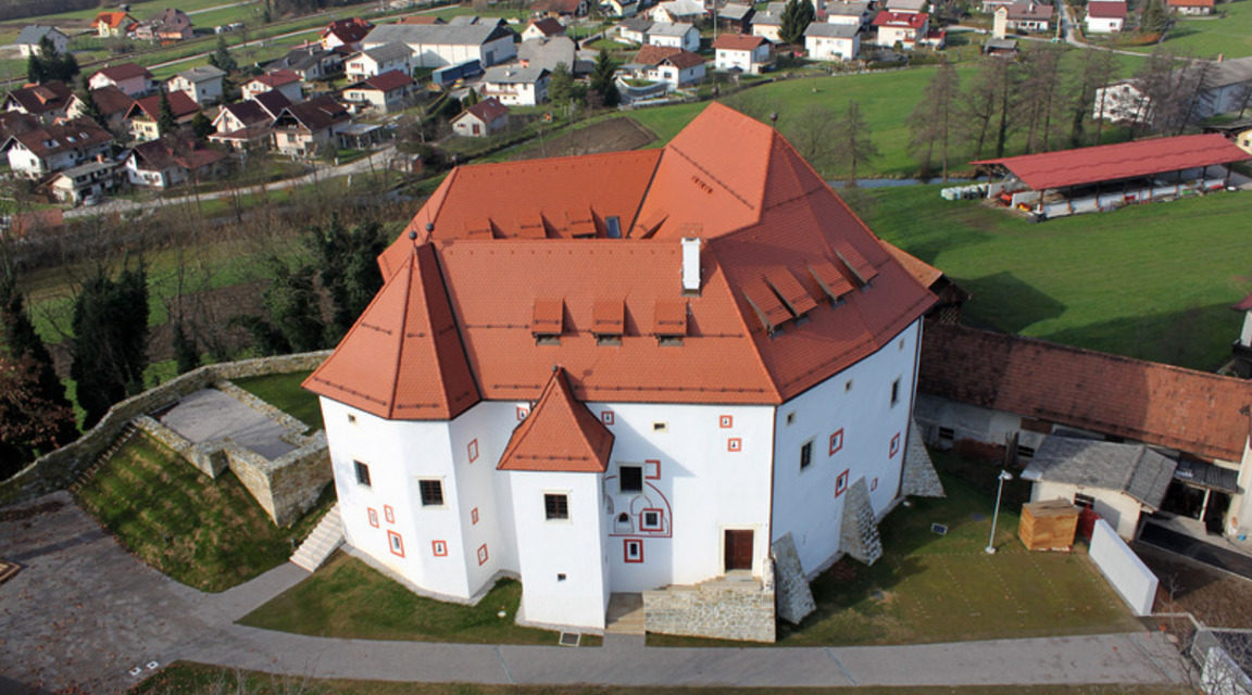 Na Grad Komenda v Polzelo