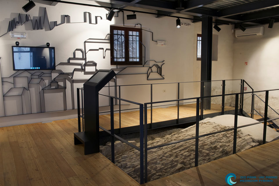 Raziskovanje zgodovine mesta Piran v multimedijskem muzeju