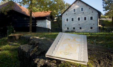 Trubarjeva domačija na Rašici