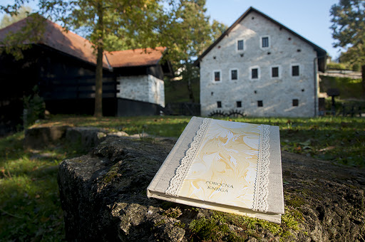 Trubarjeva domačija na Rašici