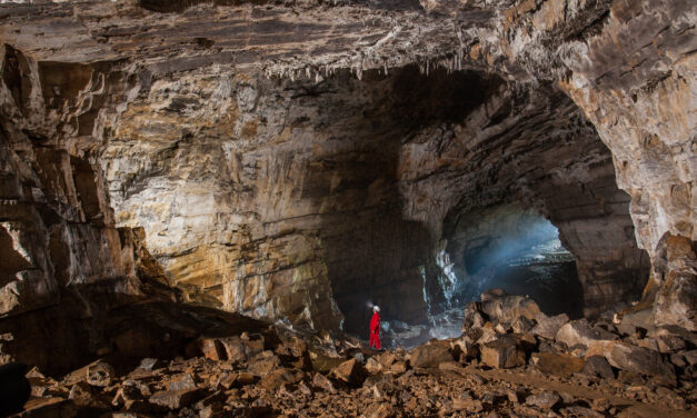KRIŽNA JAMA  DRUGAČNO  JAMSKO  DOŽIVETJE
